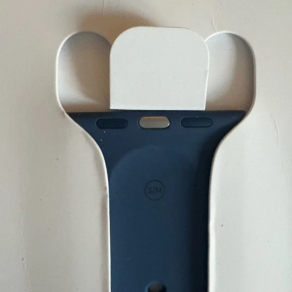 Apple Original Abyss Blue Sport Band 40mm - Size S/M  Brand New - Picture 2 of 3